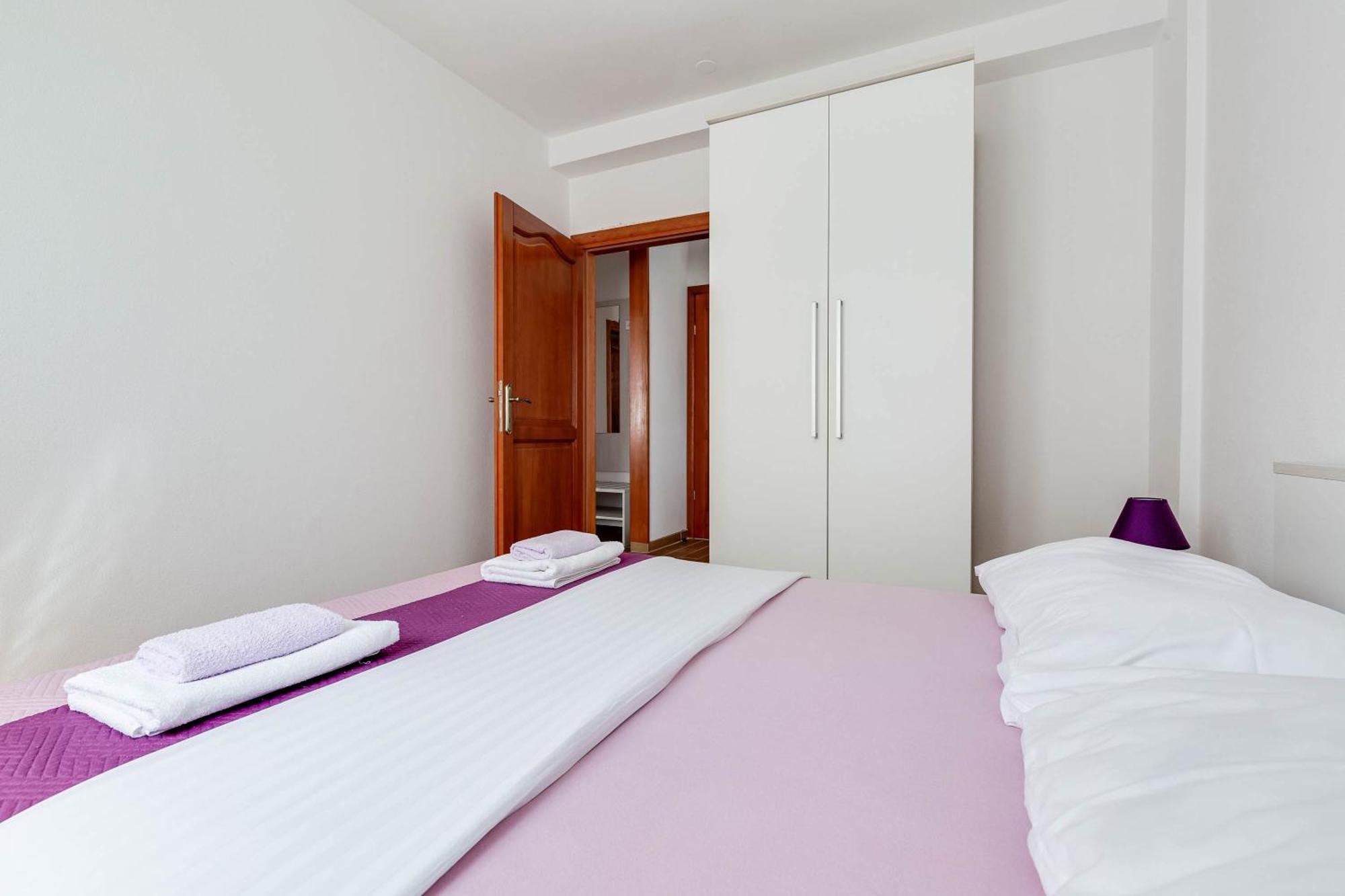 Apartmani Pocrnic Pakoštane Exterior foto