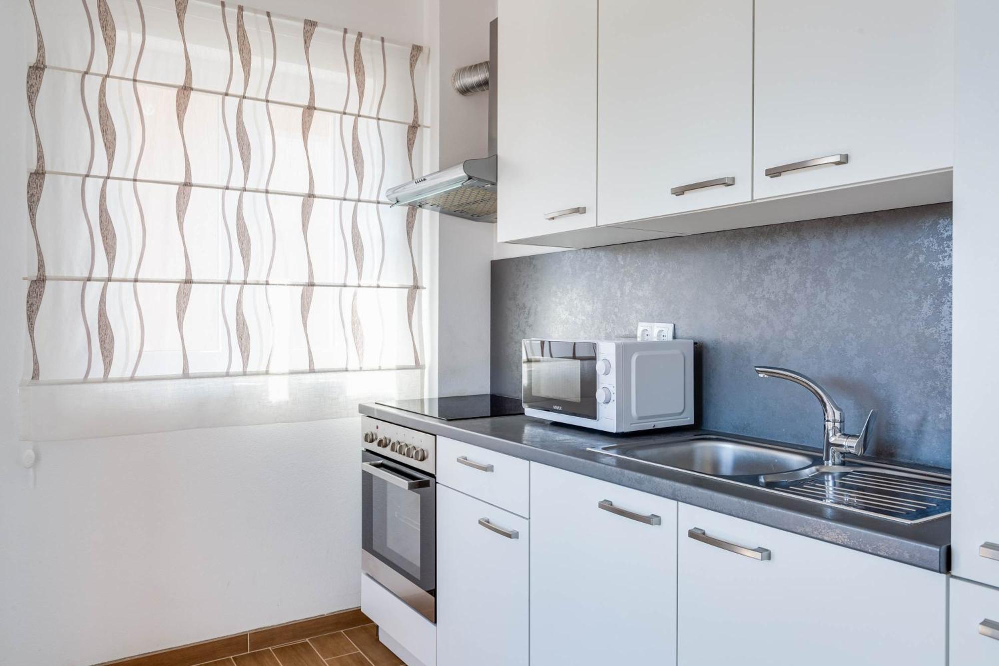Apartmani Pocrnic Pakoštane Exterior foto